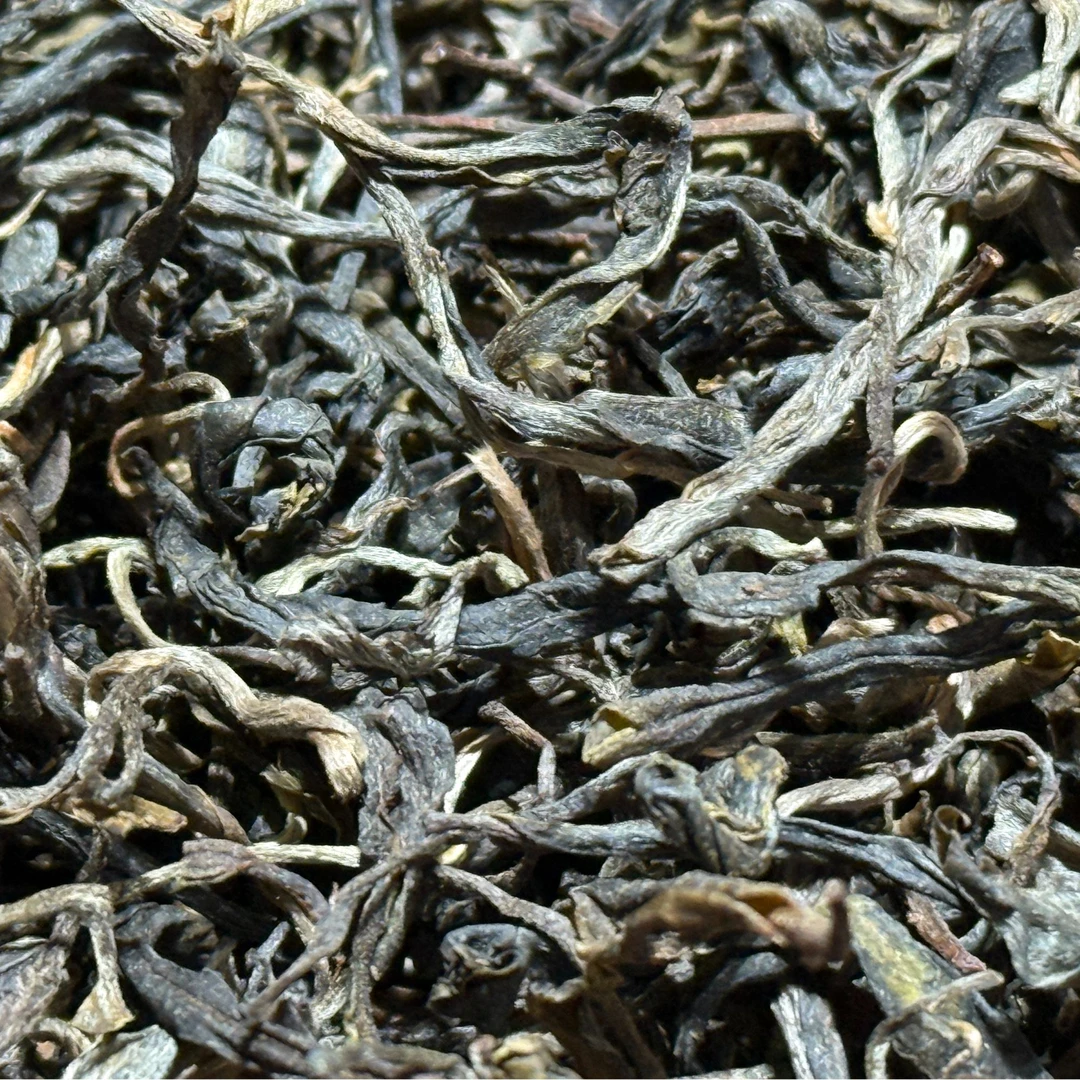 2020年冰岛坝歪 古树头春  普洱茶 生茶  散茶  200g
