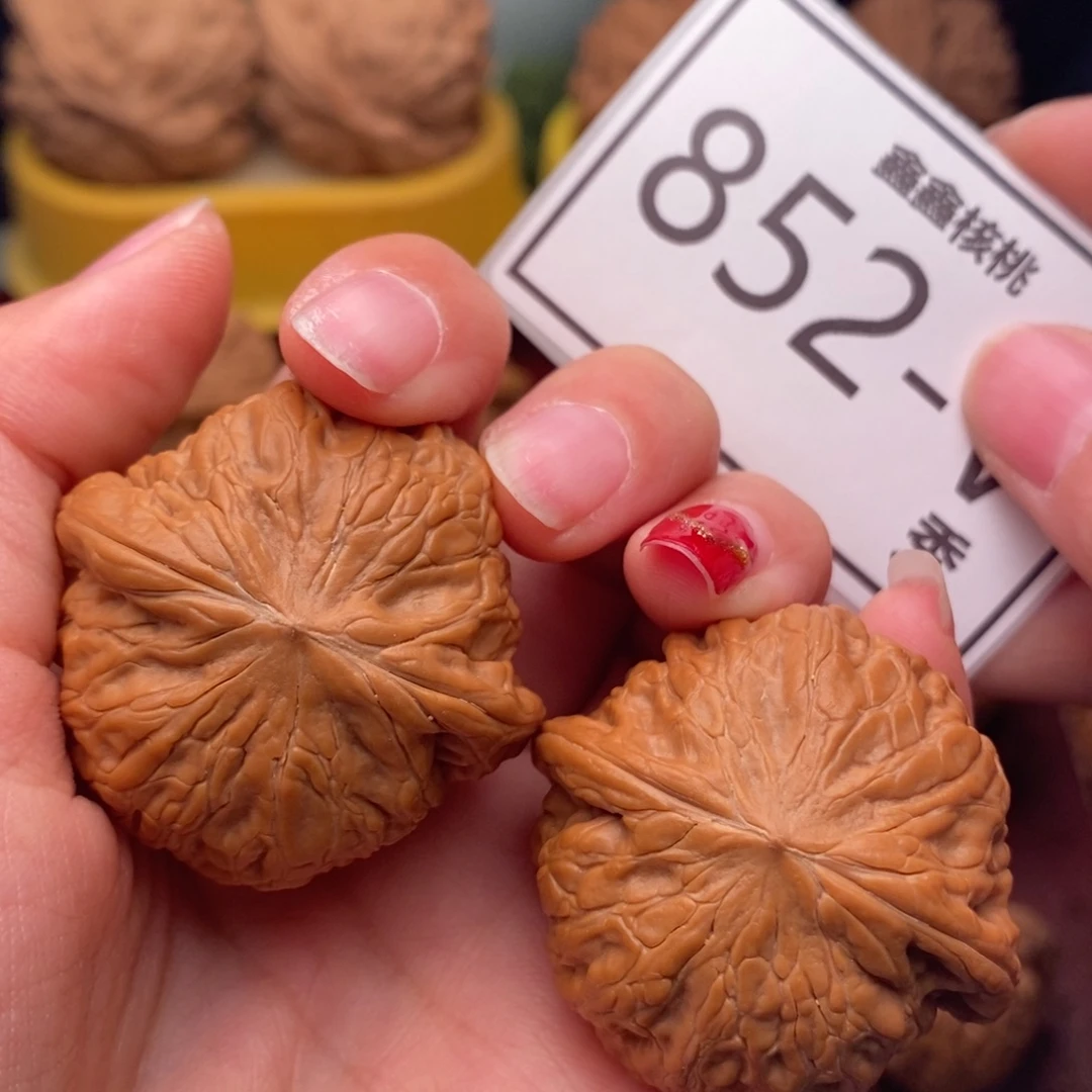 t***y把件桃核铁锤40……