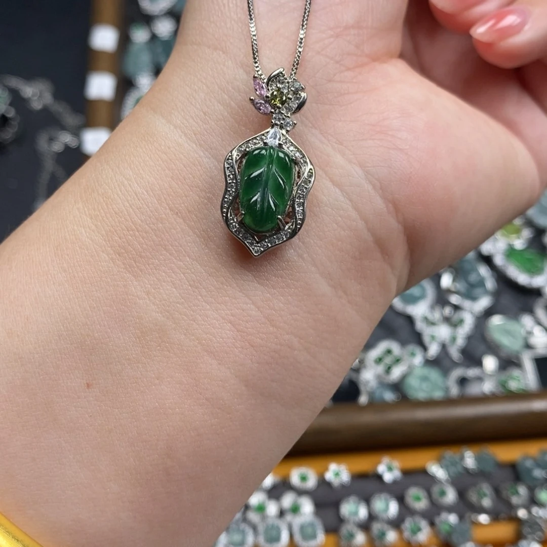 未镶嵌挂件翡翠翡翠