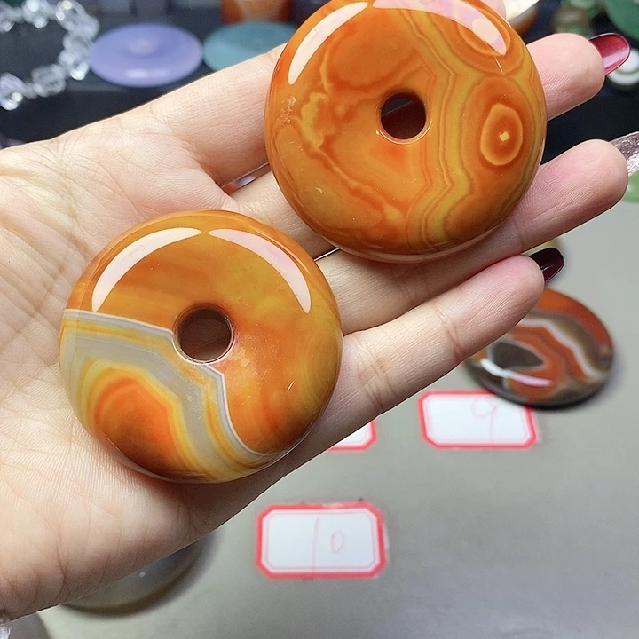 玛瑙/玉髓吊坠未镶嵌九***