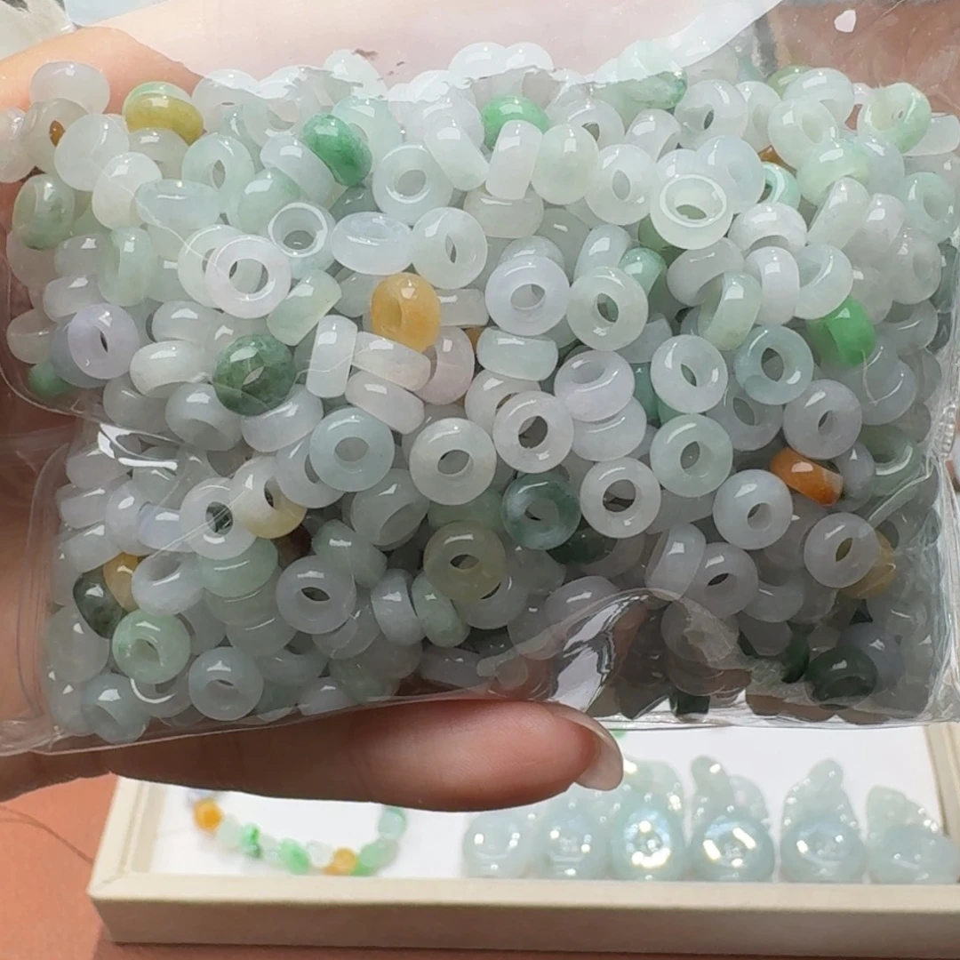 未镶嵌挂件翡翠福利20个，不包邮，拍邮费发货