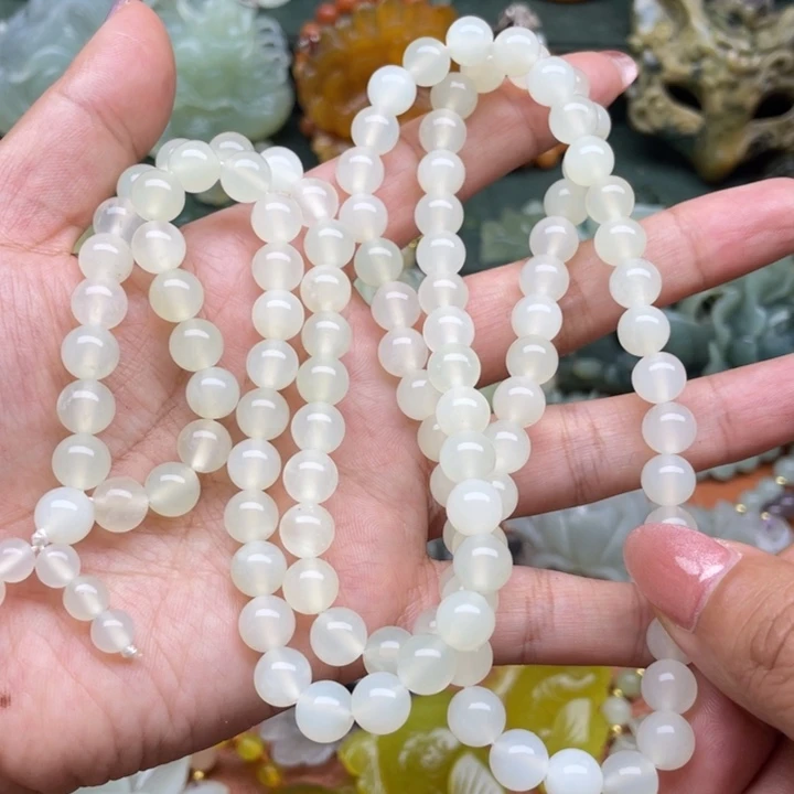 蛇纹石玉未镶嵌吊坠