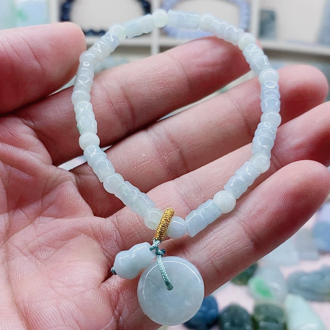 吊坠(不含链)未镶嵌翡翠天然