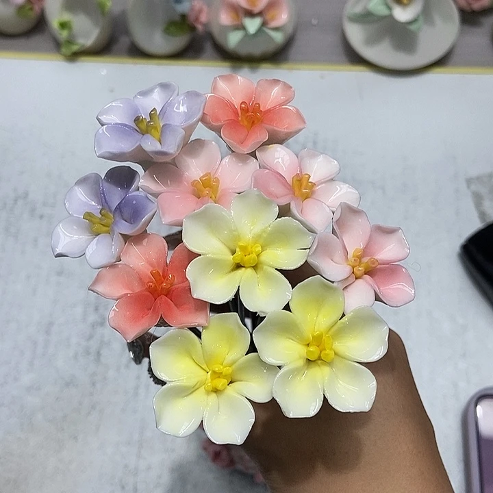 ****蛋陶瓷纯手工捏花设计