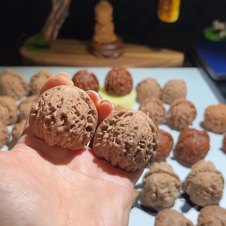 核桃文玩核桃铁锤微修