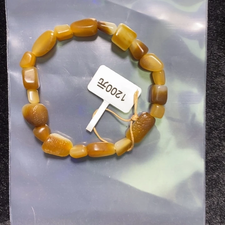 和田玉未镶嵌手串