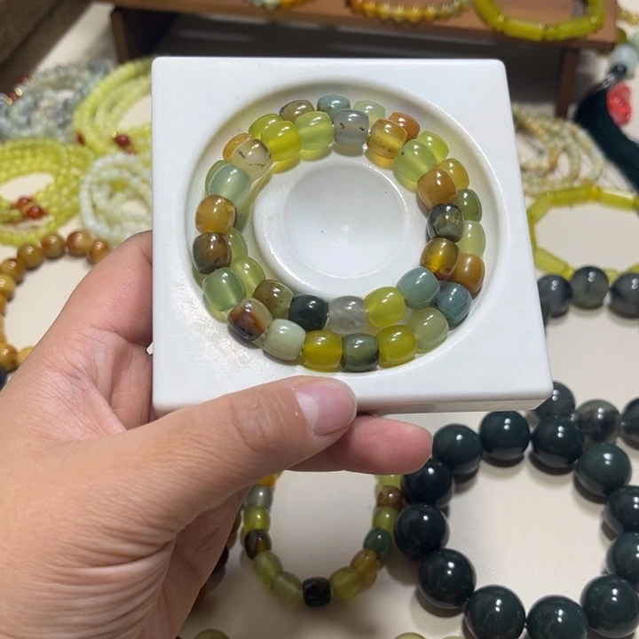 蛇纹石玉未镶嵌手链