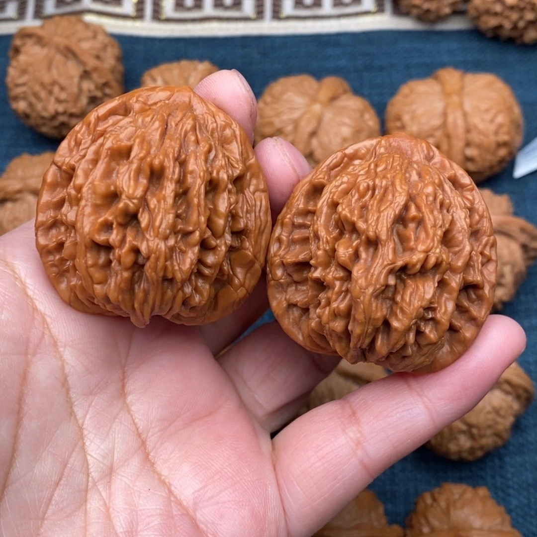 文玩核桃把件42精品麦穗虎头