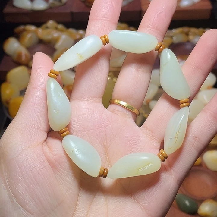 和田玉未镶嵌手链