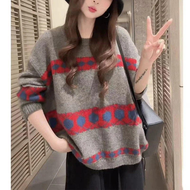新款复古宽松氛围感慵懒套头针织衫圆领撞色菱格毛衣女套头上衣