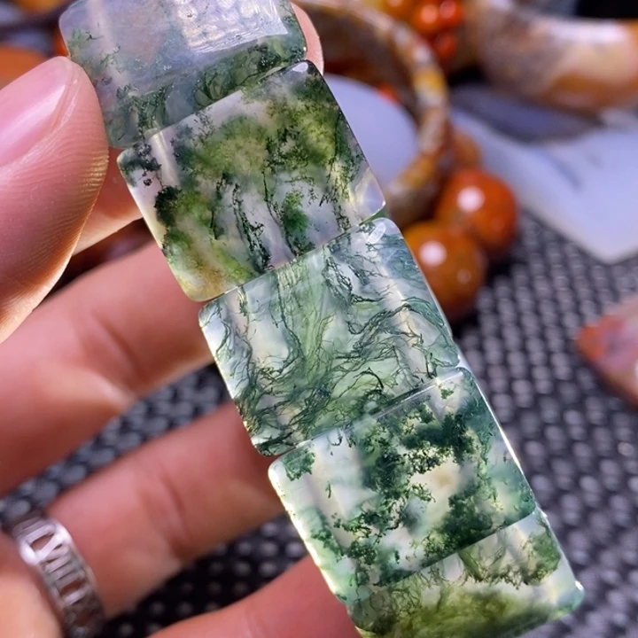 玛瑙/玉髓颈饰未镶嵌金*