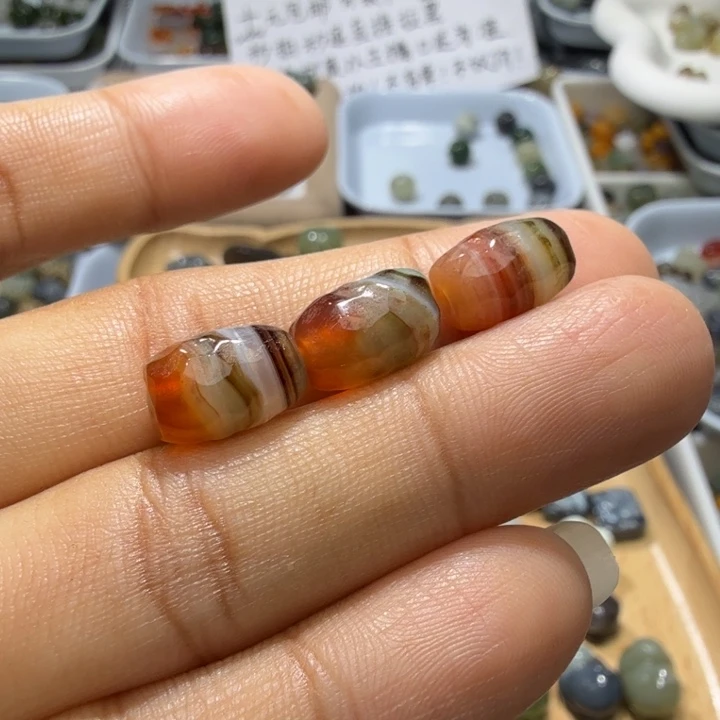 和田玉未镶嵌珠宝奇石