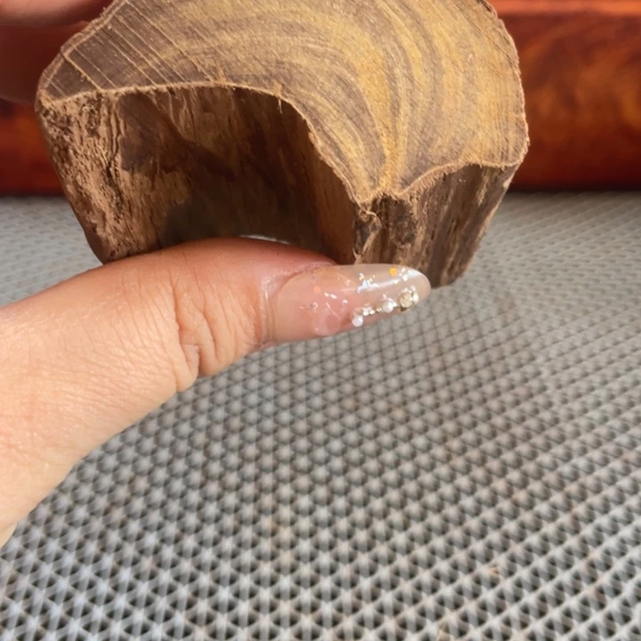 ****)沉香木原材原木133