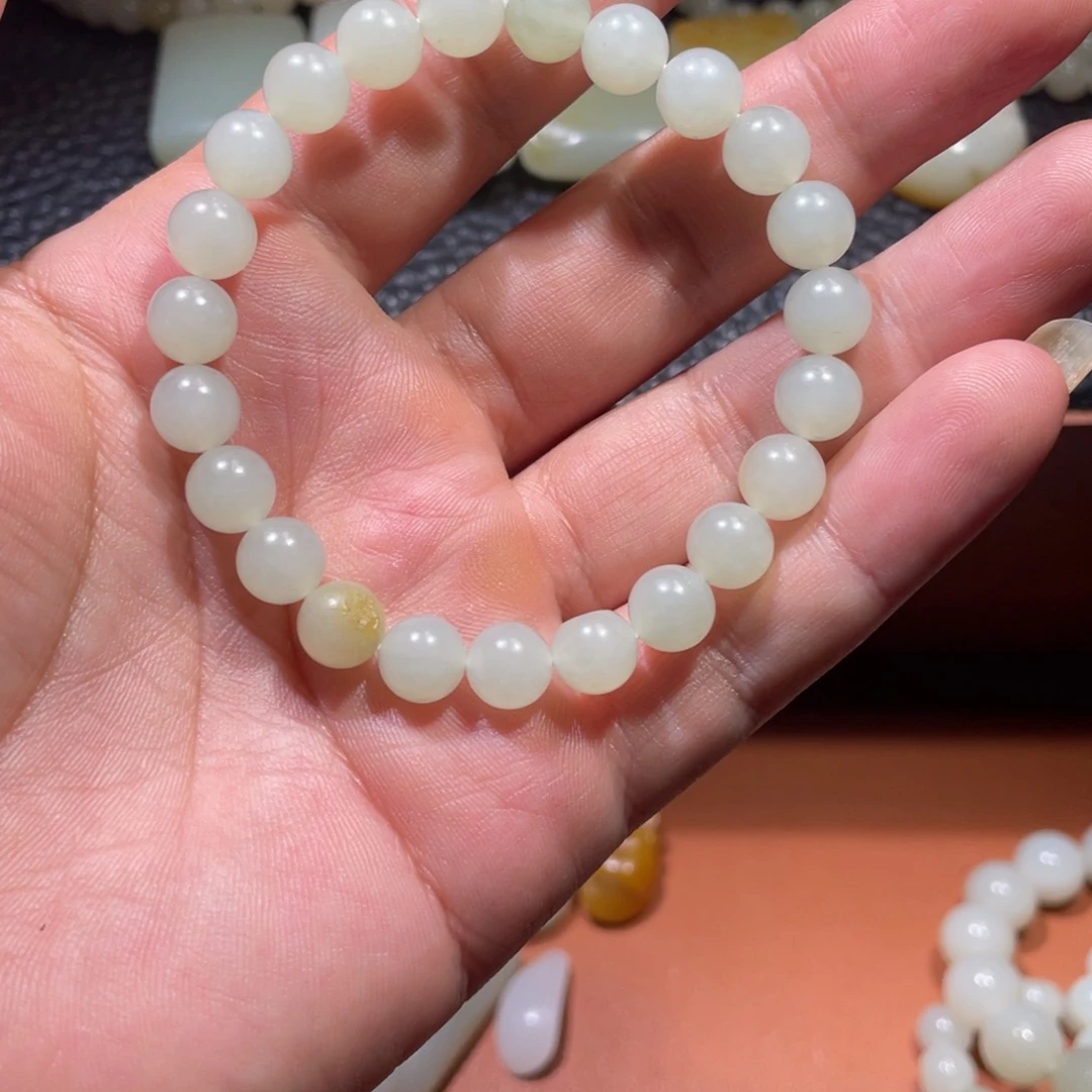 和田玉（糖玉）未镶嵌颈饰