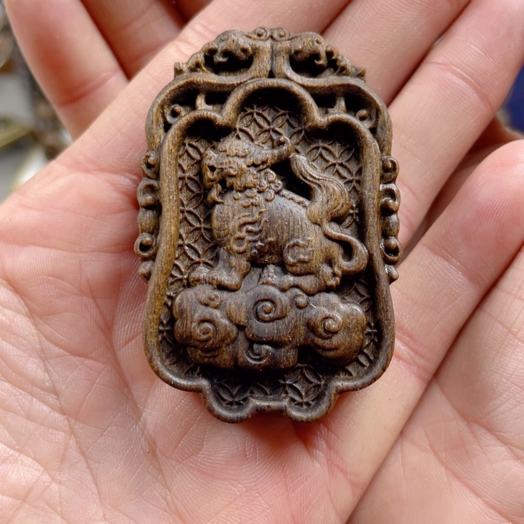 沉香木手串福*来越南富森红土层䝛貔