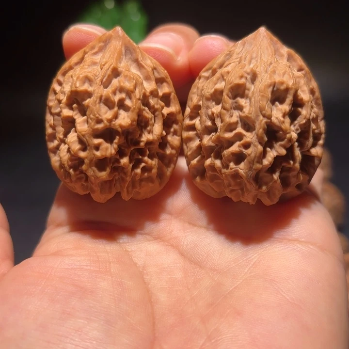 吊坠文玩核桃文玩核桃吊坠太行鸡心
