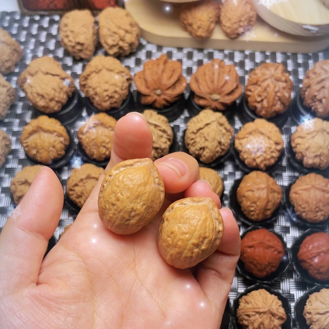 【闪购商品】文玩核桃吊坠M****n龙珠买文玩手串星月菩提猴头葫芦