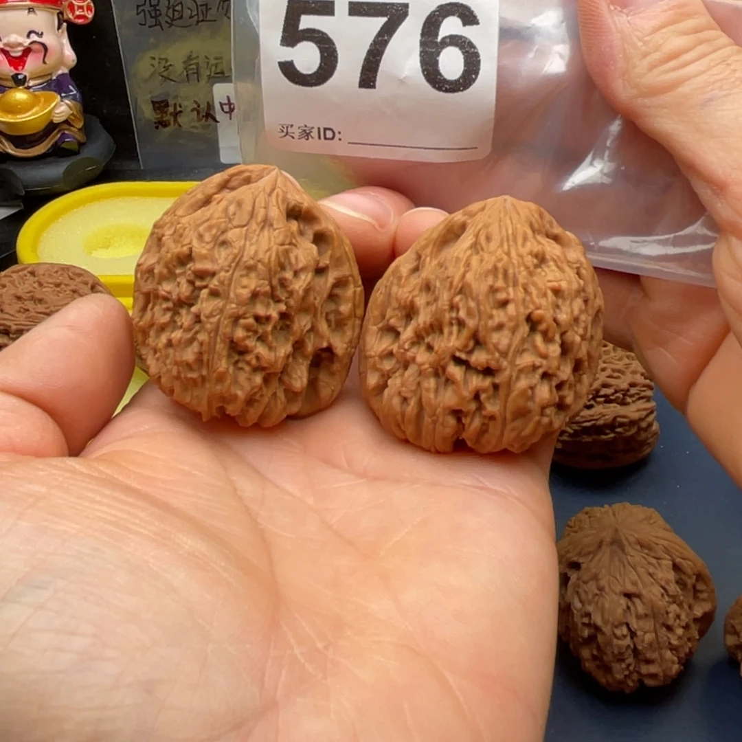 把件文玩核桃南疆凹底丑39