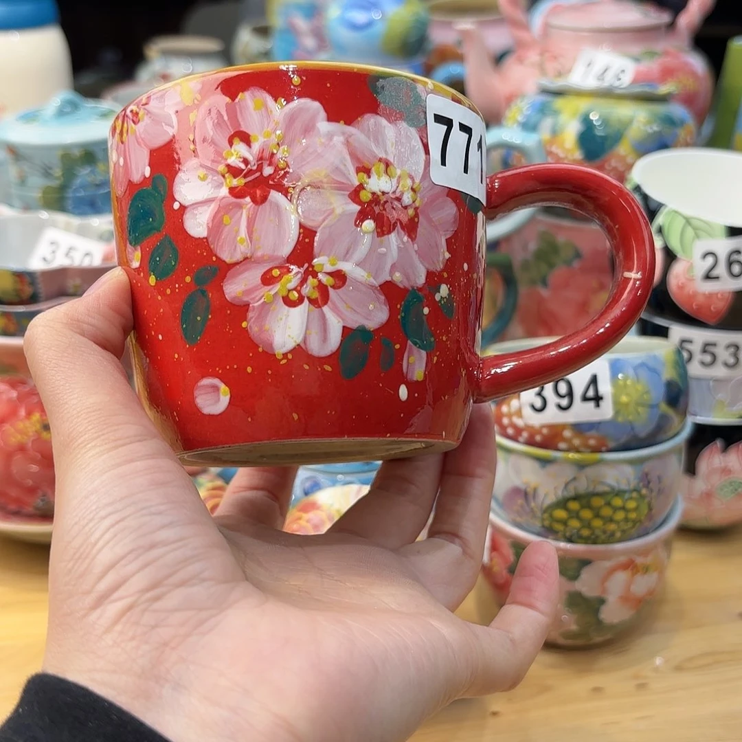 瓷片兔兔哈哈笑的想