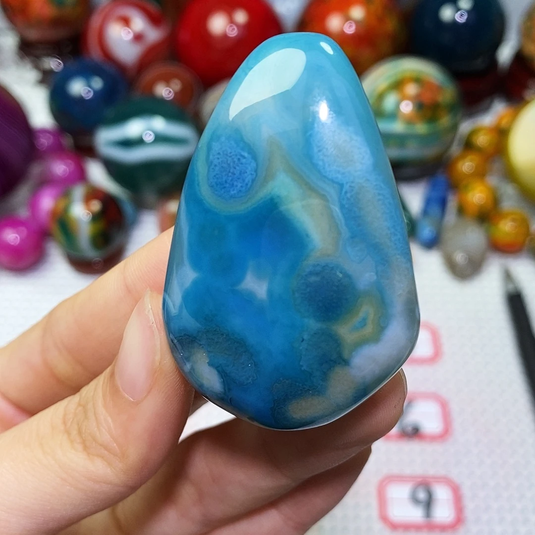 玛瑙/玉髓未镶嵌珠宝奇石