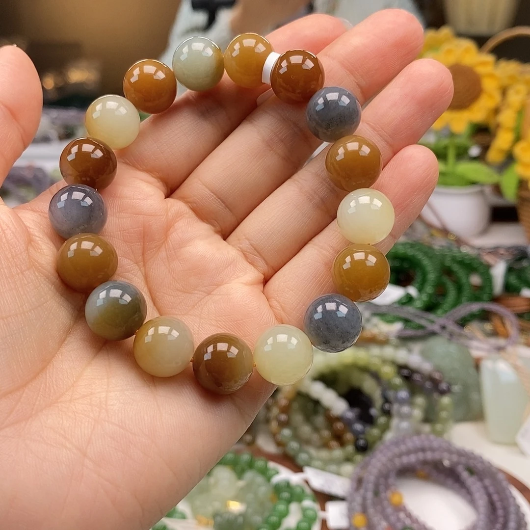 和田玉未镶嵌手串