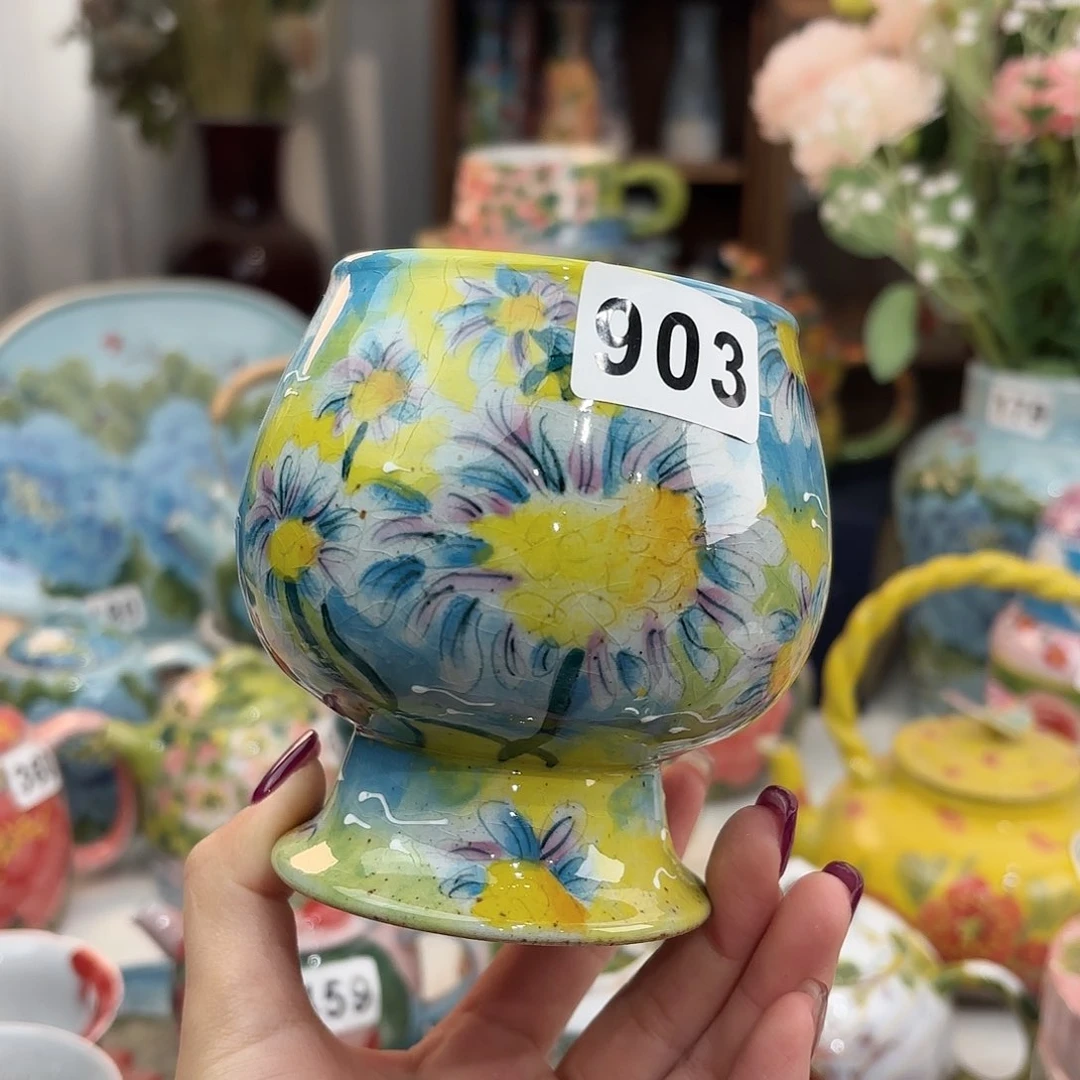 瓷片hhggggghhhhhjjujjm