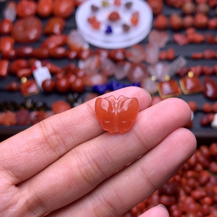 南红玛瑙未镶嵌珠宝半成品14