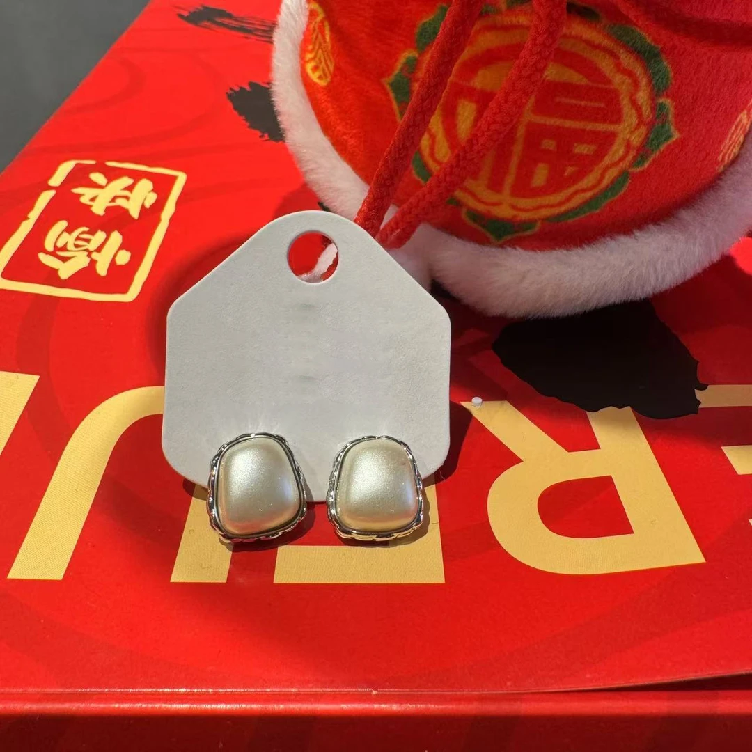 非金属仿珍珠耳饰 李园家2号店-5682-水波纹四边形高级感轻奢耳钉