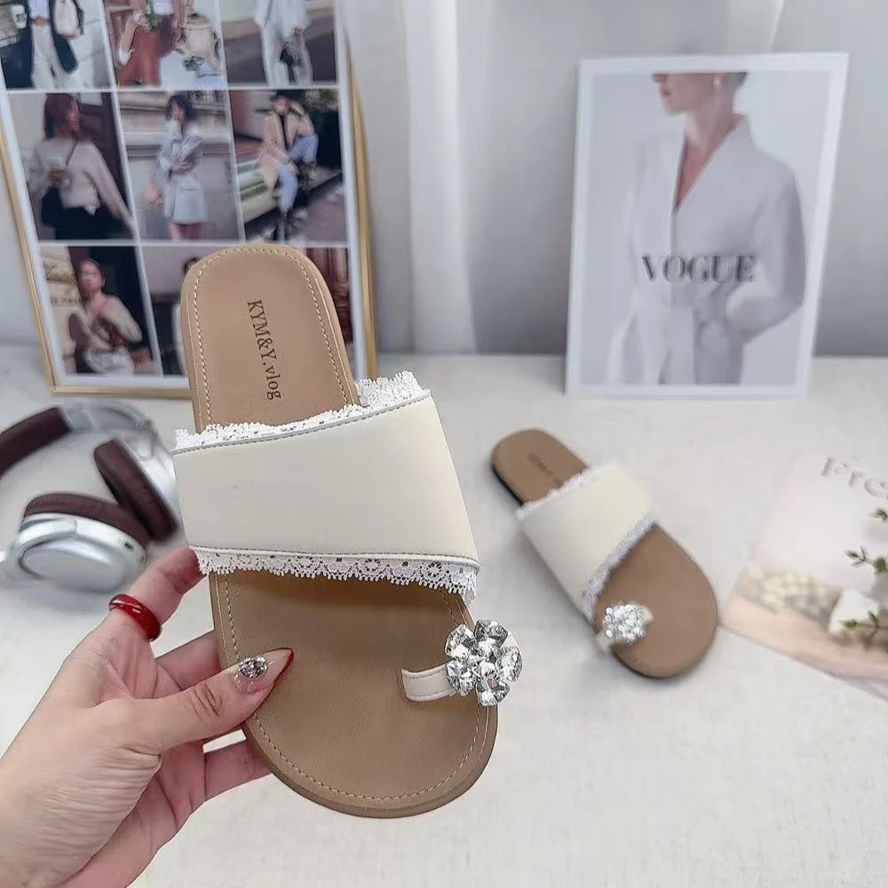 7676-1韩版时尚花边水钻凉拖鞋