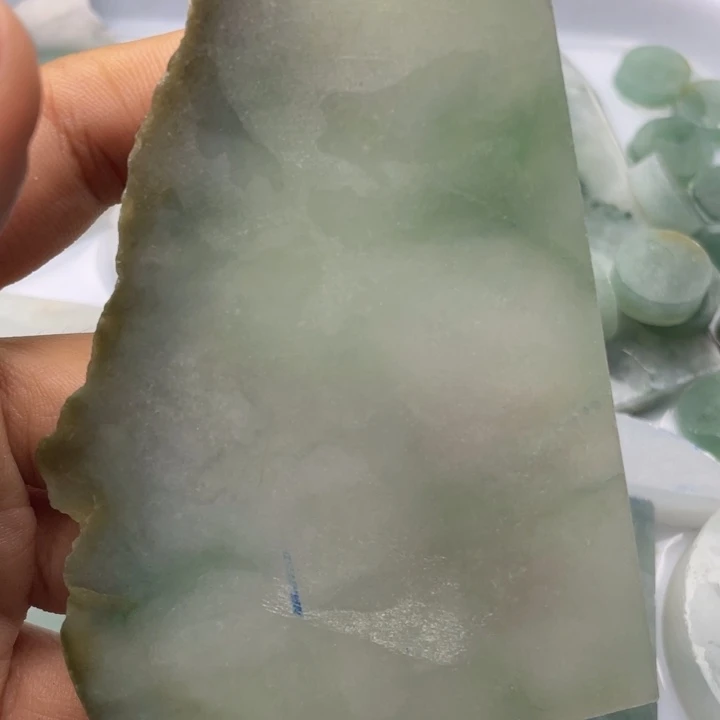 定制翡翠未镶嵌片料不退不换