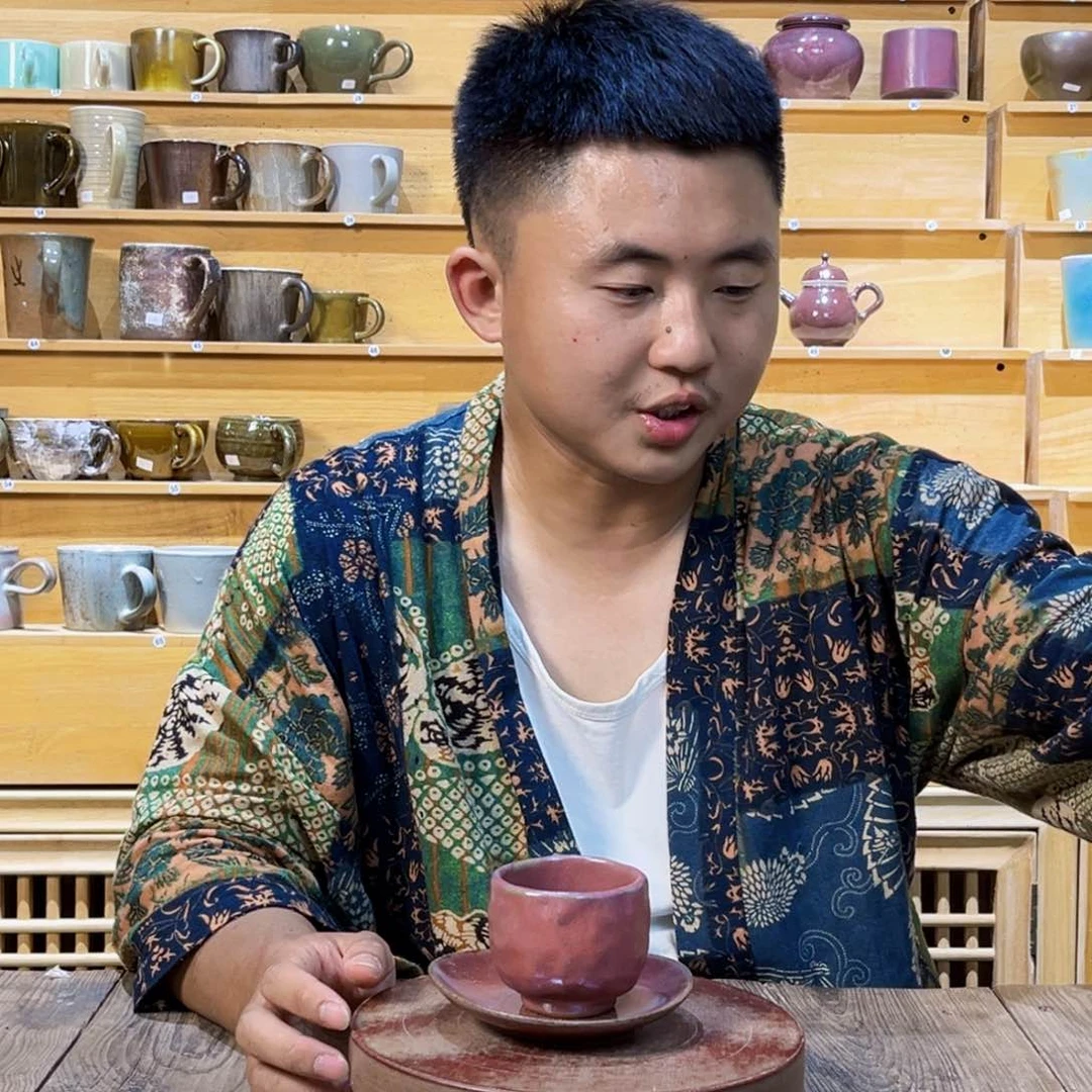 行路人小院中也冯