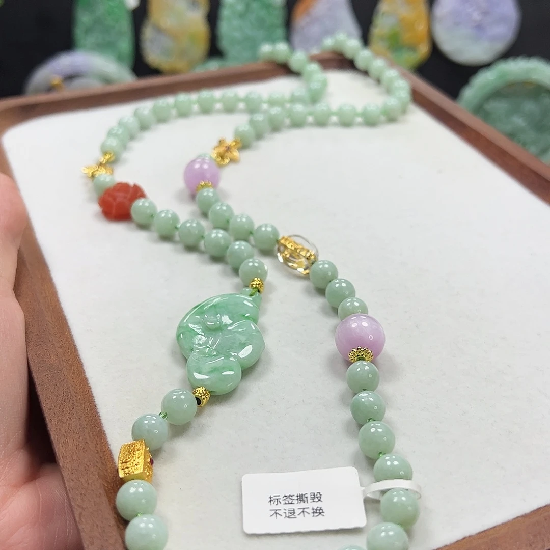 翡翠未镶嵌颈饰项链