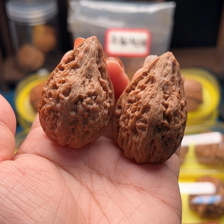吊坠文玩核桃坐佛 全品