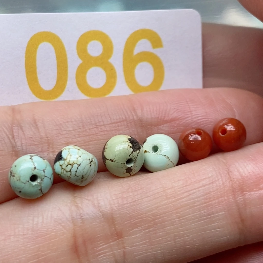 南红玛瑙未镶嵌珠宝奇石