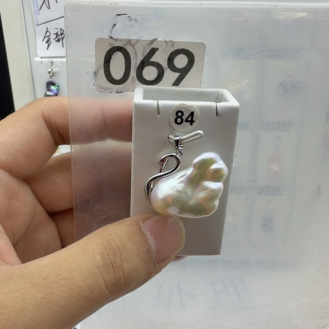 合金淡水珍珠颈饰