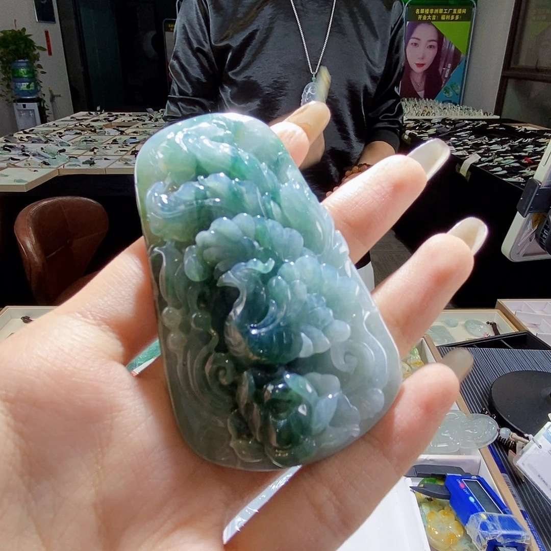 颈饰未镶嵌翡翠翡翠