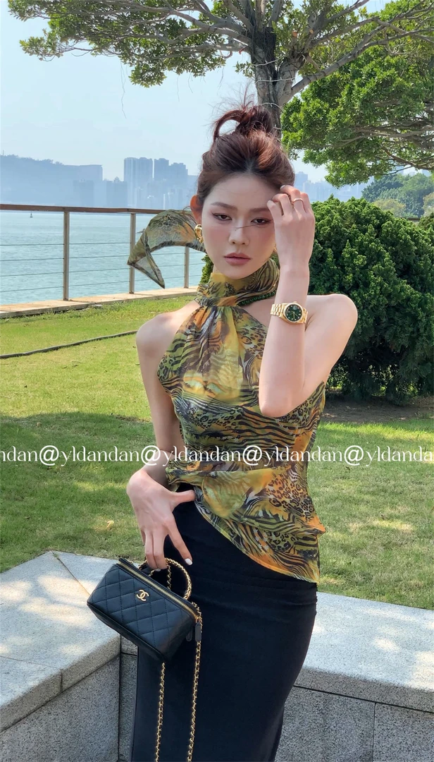 @yldandan|绿里仙踪自然随性春夏清凉感高级设计老钱风挂脖背心