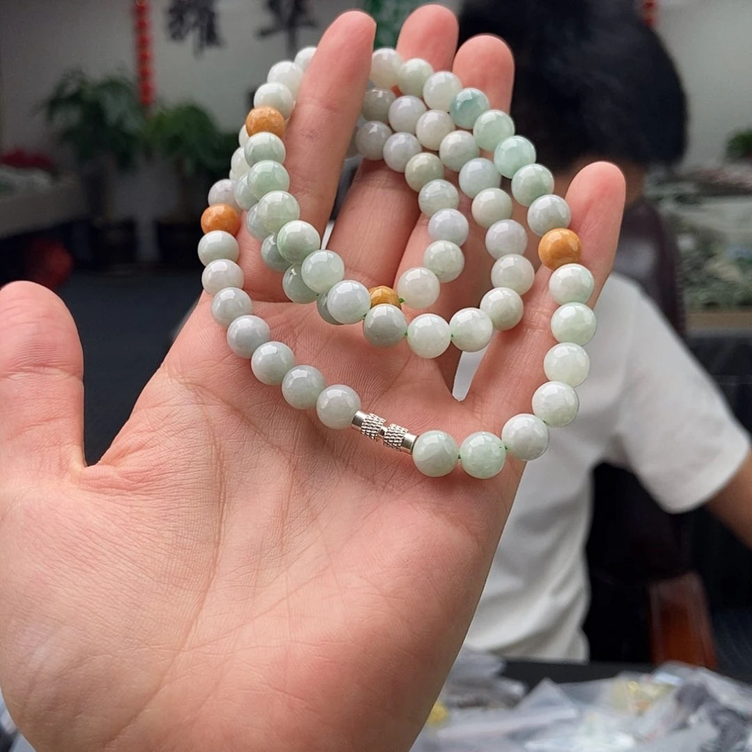 翡翠未镶嵌颈饰颜色多样性发拍一发一