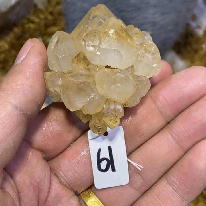 水晶水晶原石摆件未镶嵌?****?