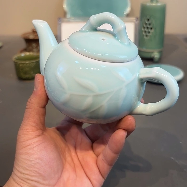 瓷片龙泉青瓷福利青瓷
