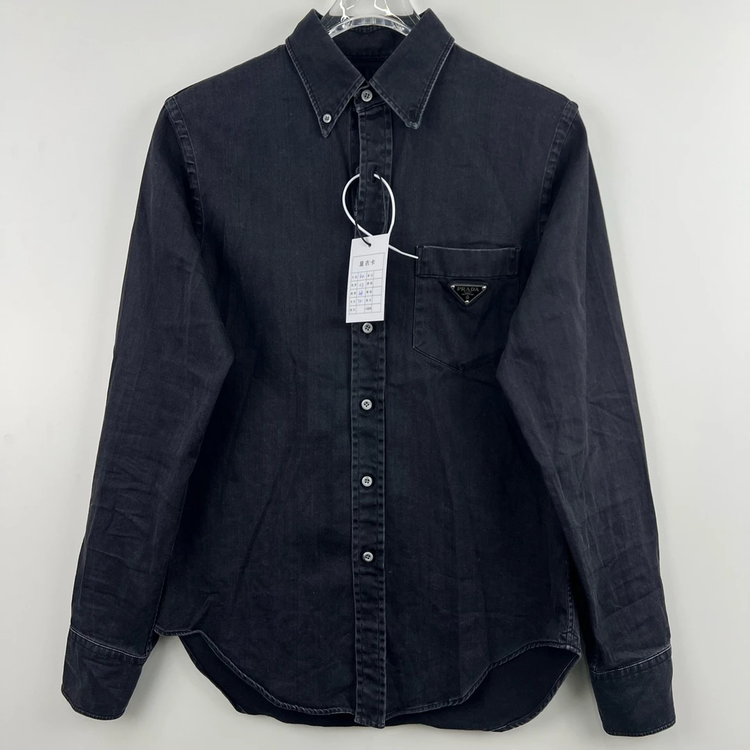 99新 Prada/普拉达 纯色翻领单排扣长袖衬衫/尺码40/编号7332