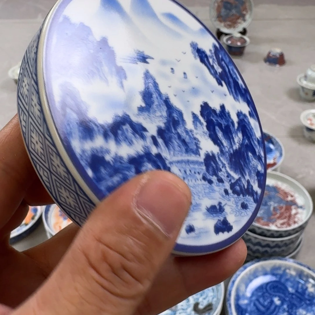 杯青花山水盖置景德镇