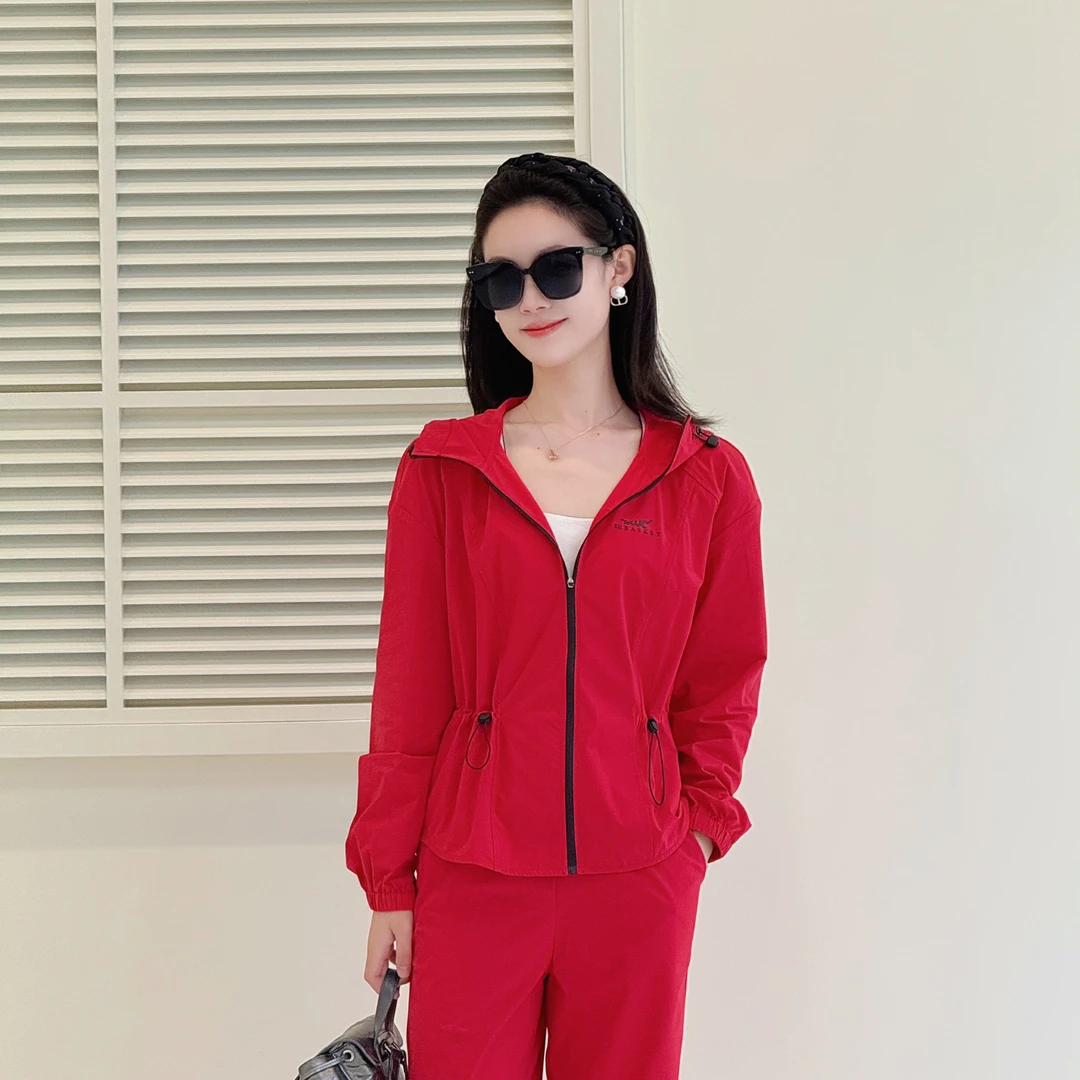 XII BASKET十二篮25春新款红色连帽休闲时尚外套女7C35110490