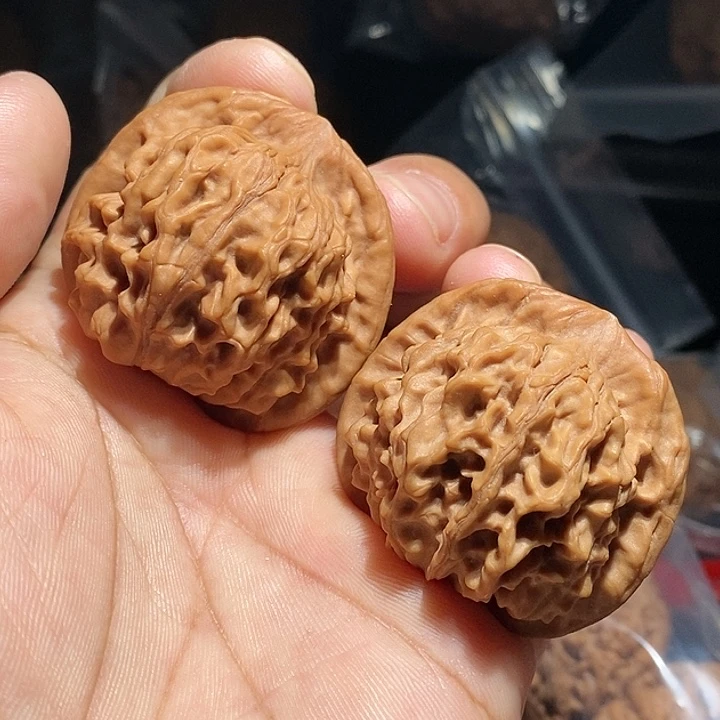 【闪购商品】文玩核桃吊坠淡*?天地