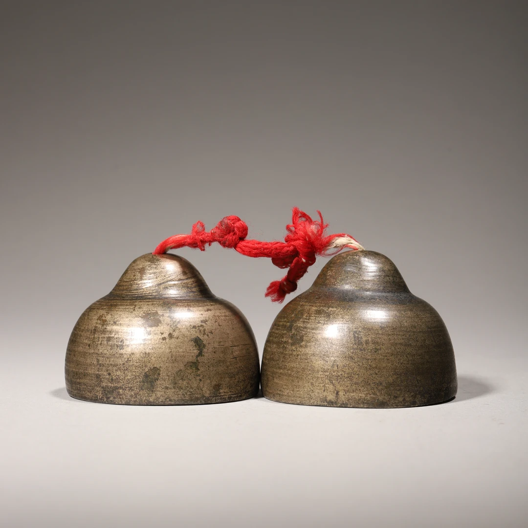 Lot38 清代 铜铃一对