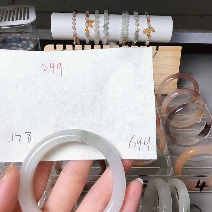 Ａ***Ｂ石英质玉手镯合金249