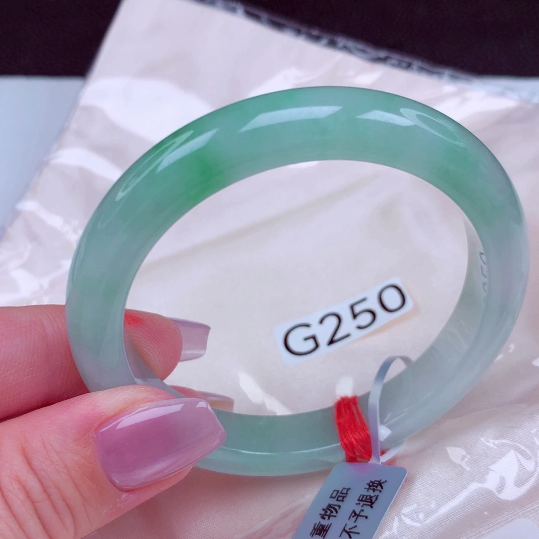 翡翠未镶嵌手镯手镯