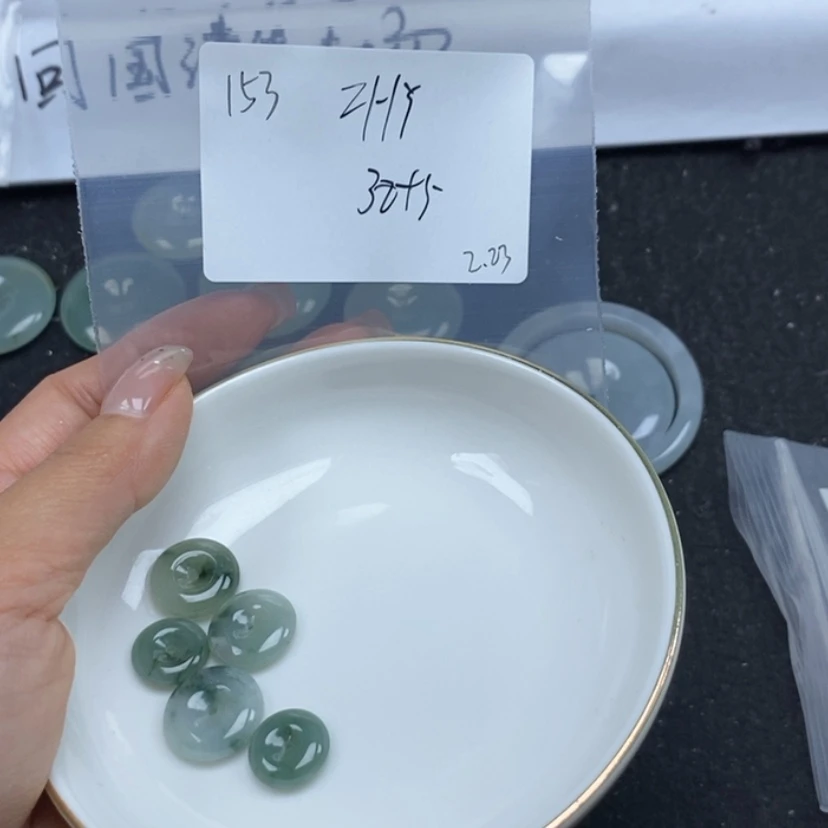 【闪购商品】翡翠颈饰未镶嵌Z*Y不