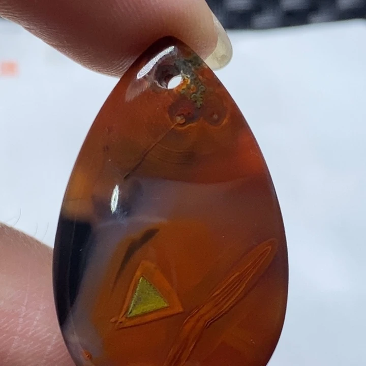 玛瑙/玉髓颈饰未镶嵌