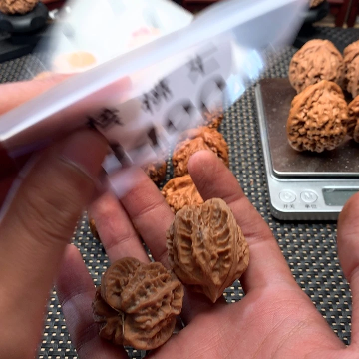 吊坠文玩核桃大龙